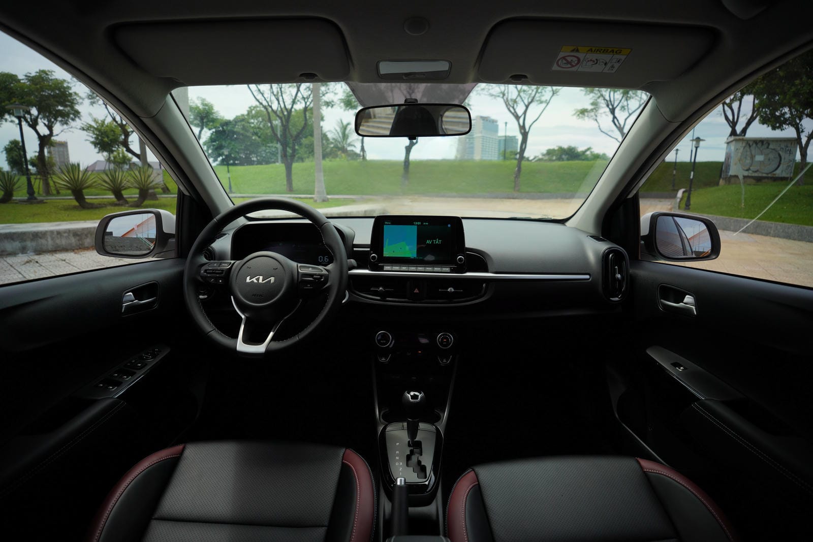 new morning khoang lai Kia New Morning 2025 Chính Thức Ra Mắt Việt Nam: Lột Xác Thiết Kế, Nâng Cấp Toàn Diện, Giá Từ 439 Triệu Đồng