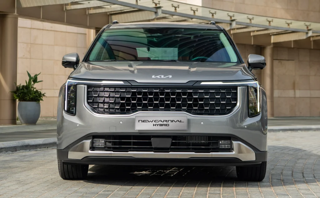 8608105 kia carnival hybrid tinhte 9 Kia Carnival Hybrid ( New Carnival HEV Signature 7s ) ra mắt giá 1,849 tỷ đồng